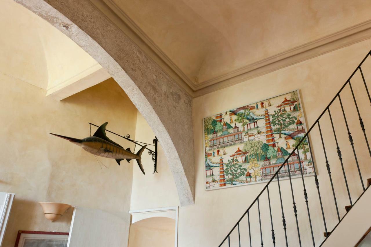 Castello Di Rocca Grimalda Guest House Екстериор снимка